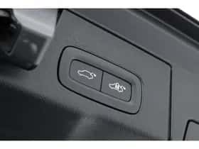 Volvo XC60 (2024) thumbnail 24