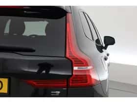 Volvo XC60 (2024) thumbnail 31