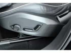 Volvo XC60 (2024) thumbnail 5