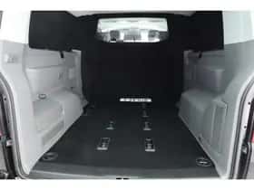 Volkswagen Transporter (2024) thumbnail 36