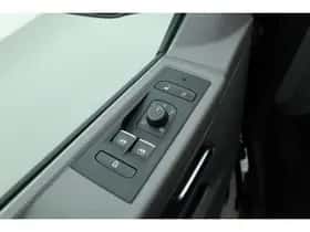 Volkswagen Transporter (2024) thumbnail 9