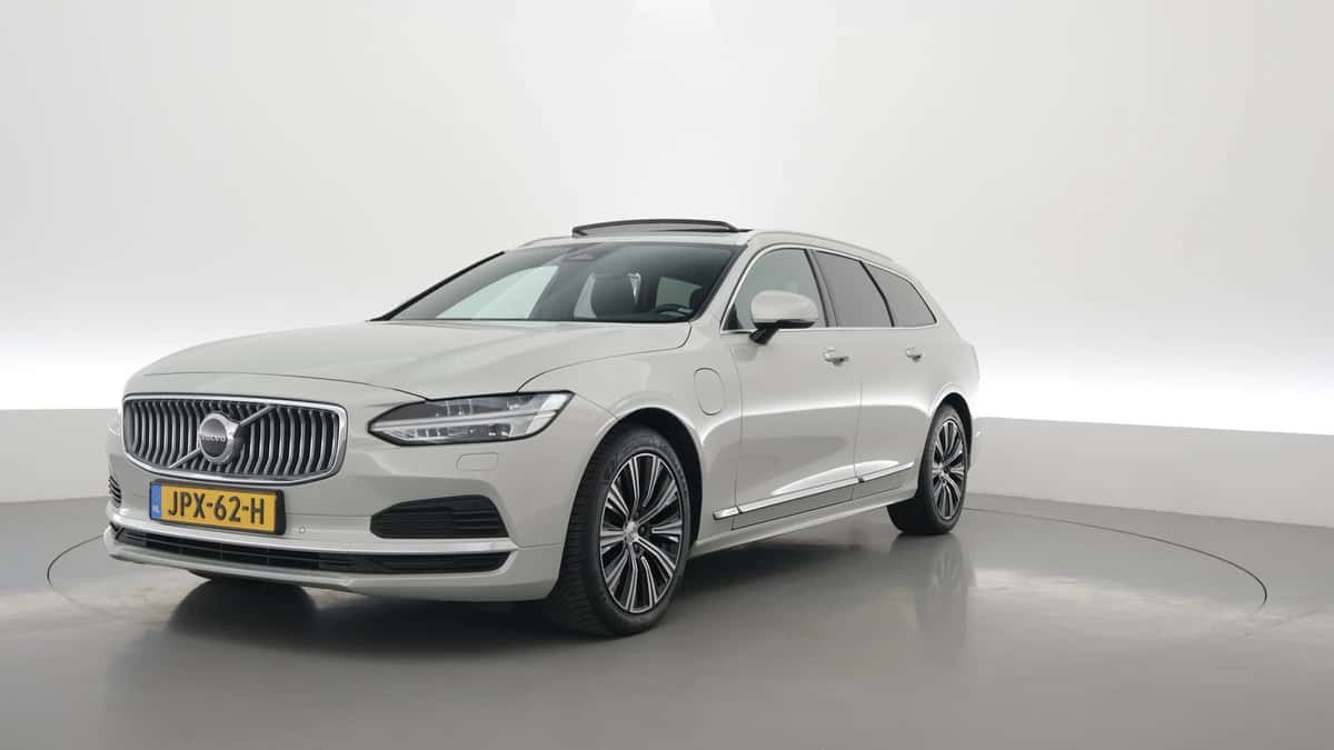 Volvo V90 (2021) — foto 1