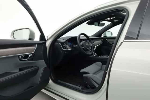 Volvo V90 (2021) thumbnail 6