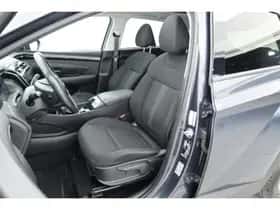 Hyundai Tucson (2021) thumbnail 3