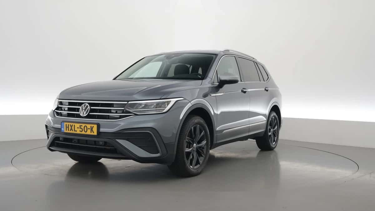 Volkswagen Tiguan (2024) — foto 1