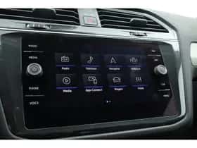 Volkswagen Tiguan (2024) thumbnail 16