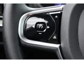 Volvo V60 (2022) thumbnail 11