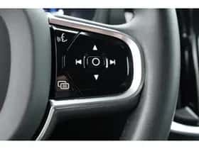 Volvo V60 (2022) thumbnail 14
