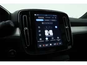 Volvo XC40 (2025) thumbnail 28