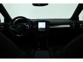 Volvo XC40 (2025) thumbnail 7
