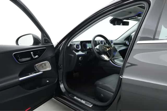 Mercedes-Benz C-Klasse (2023) thumbnail 5