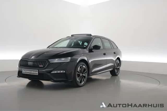 Škoda Octavia (2022) thumbnail 1