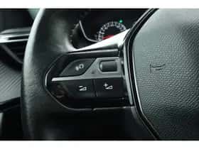Peugeot 2008 (2021) thumbnail 12