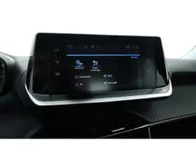 Peugeot 2008 (2021) thumbnail 26