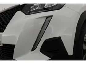 Peugeot 2008 (2021) thumbnail 36