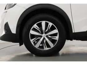 Peugeot 2008 (2021) thumbnail 37
