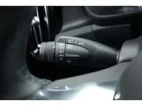 Volvo XC40 (2022) thumbnail 12