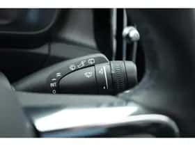 Volvo XC40 (2022) thumbnail 15