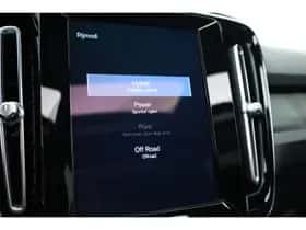 Volvo XC40 (2022) thumbnail 25