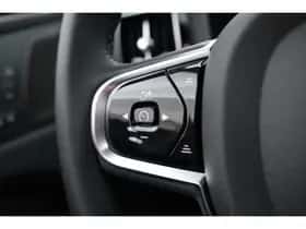 Volvo XC60 (2025) thumbnail 12