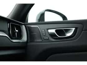 Volvo XC60 (2025) thumbnail 26