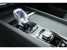 Volvo XC60 (2025) thumbnail 7