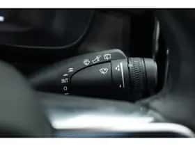 Volvo XC40 (2022) thumbnail 14