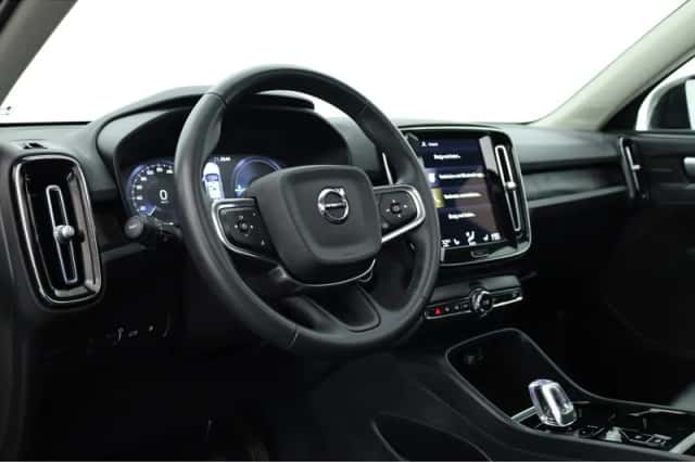 Volvo XC40 (2022) thumbnail 5