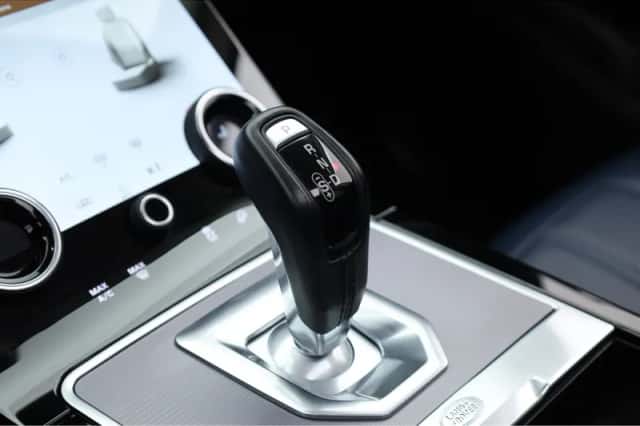 Land Rover Range Rover Evoque (2021) thumbnail 6