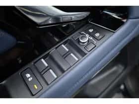 Land Rover Range Rover Evoque (2021) thumbnail 9