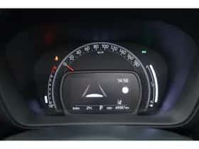 Toyota Aygo (2023) thumbnail 12