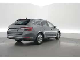 Škoda Superb (2022) thumbnail 2