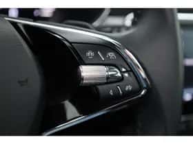 Škoda Superb (2022) thumbnail 19