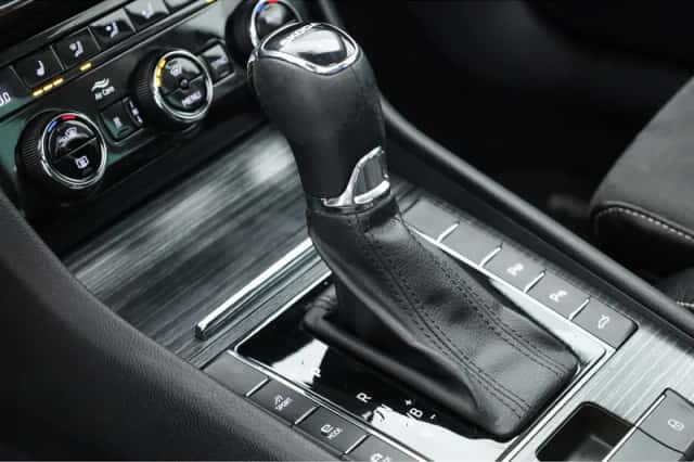 Škoda Superb (2022) thumbnail 6