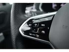 Volkswagen Tiguan (2022) thumbnail 14