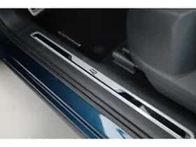 Volkswagen Tiguan (2022) thumbnail 10