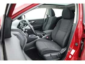 Nissan Qashqai (2016) thumbnail 3