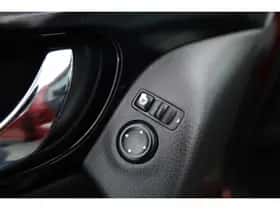 Nissan Qashqai (2016) thumbnail 8