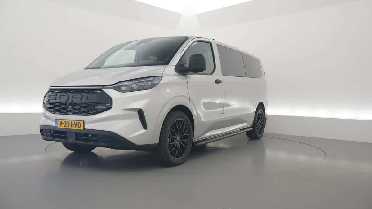 Ford Transit Custom (2024) — foto 1