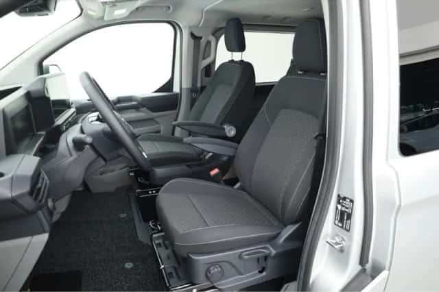 Ford Transit Custom (2024) thumbnail 3