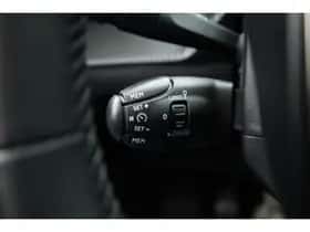 Peugeot 208 (2022) thumbnail 11