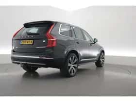 Volvo XC90 (2022) thumbnail 2