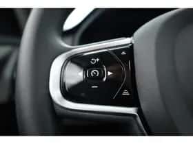 Volvo XC90 (2022) thumbnail 14