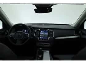 Volvo XC90 (2022) thumbnail 7