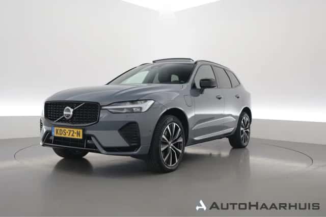 Volvo XC60 (2023) thumbnail 1