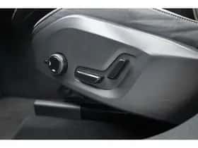 Volvo XC60 (2023) thumbnail 12