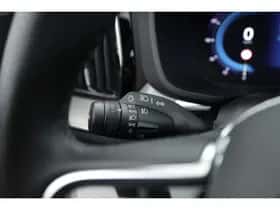 Volvo XC60 (2023) thumbnail 13