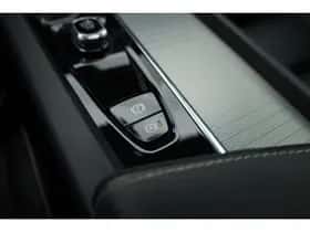 Volvo XC60 (2023) thumbnail 33