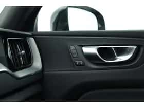 Volvo XC60 (2023) thumbnail 34