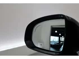 Volvo XC60 (2023) thumbnail 9